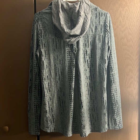 Womens top - Picture 5 of 6